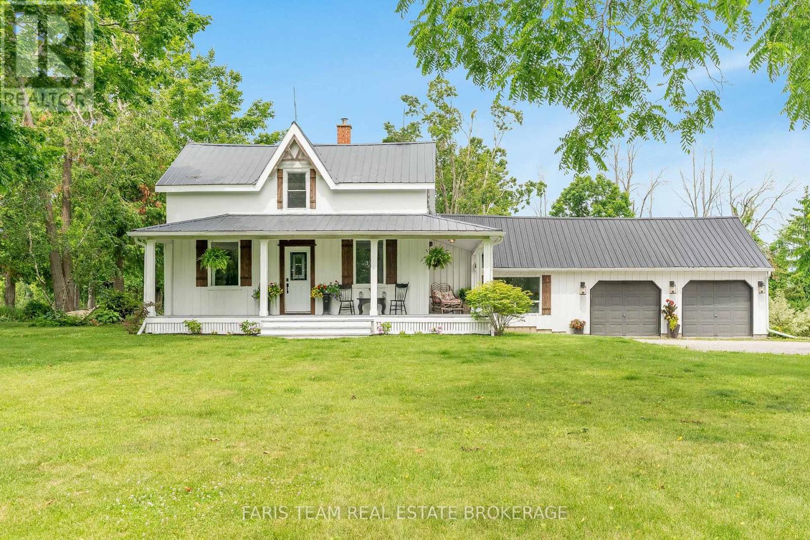 2462 Ridge Rd E, Oro-Medonte, ON L3V 8J3