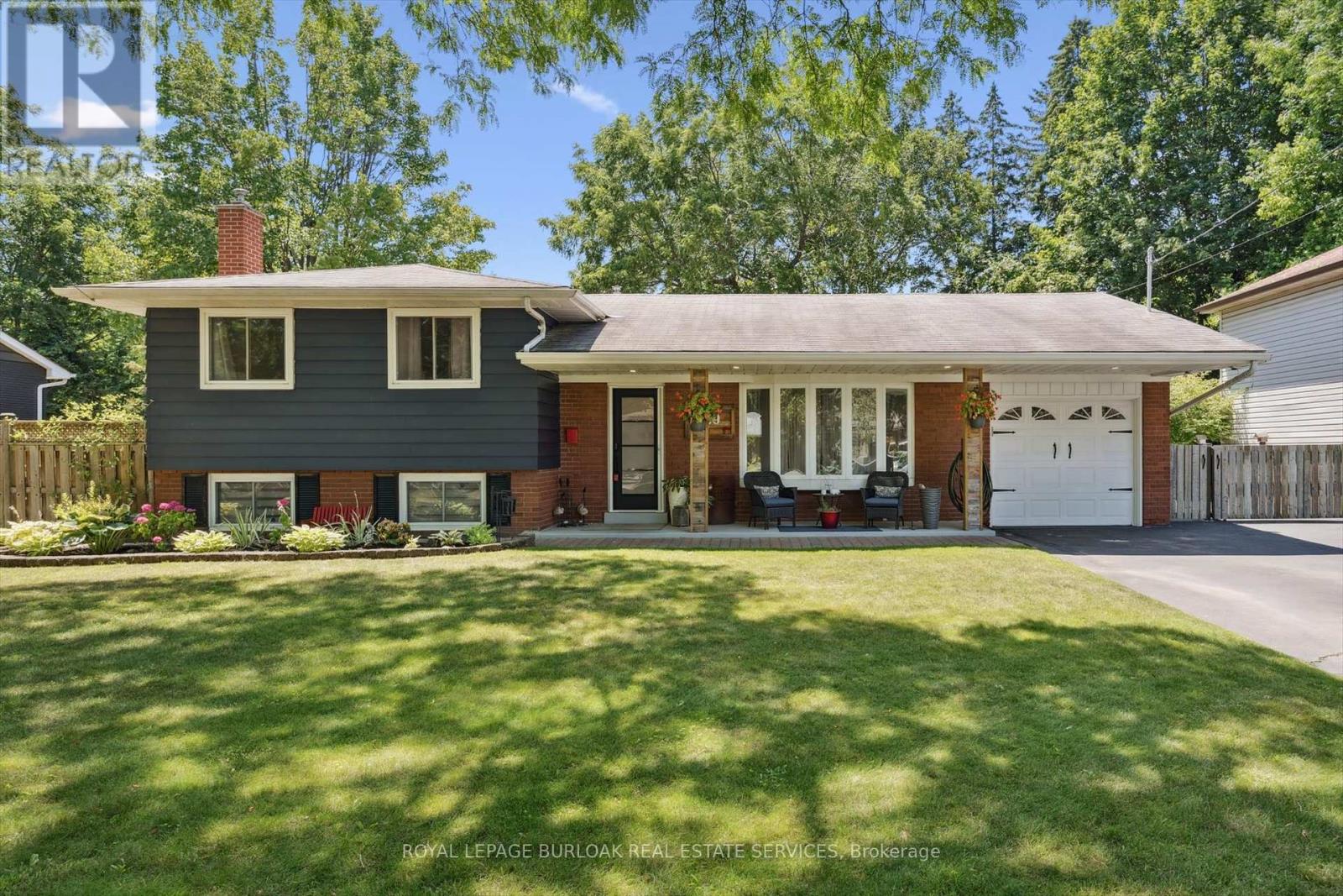 1059 Marley Cres, Burlington, ON L7T 3S3