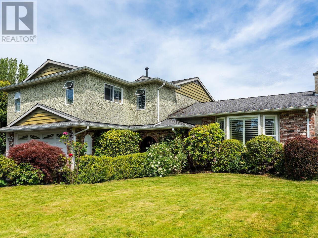 5259 Oak Pl, Delta, BC V4K 1L8