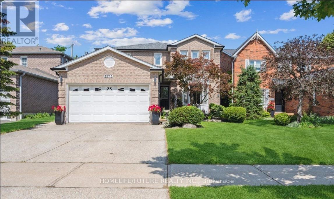 3273 Huxley Dr, Mississauga, ON L5L 4S3