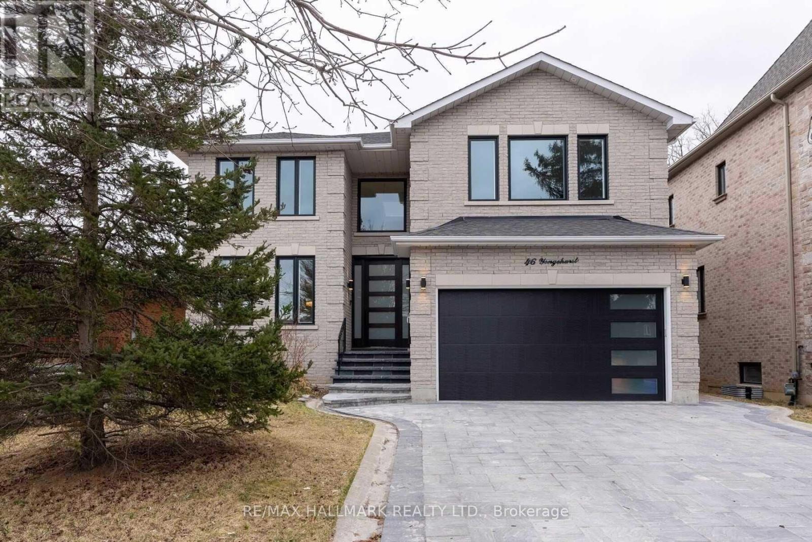 46 Yongehurst Rd, Richmond Hill, ON L4C 3T2