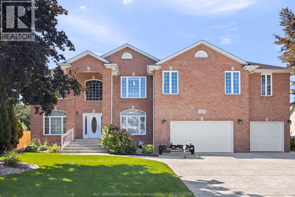 449 Chambers Dr, Lakeshore, ON N8N 4R5