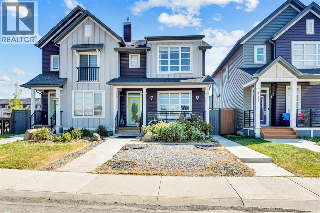 215 Savanna Parade NE, Calgary, AB T3J 0W1