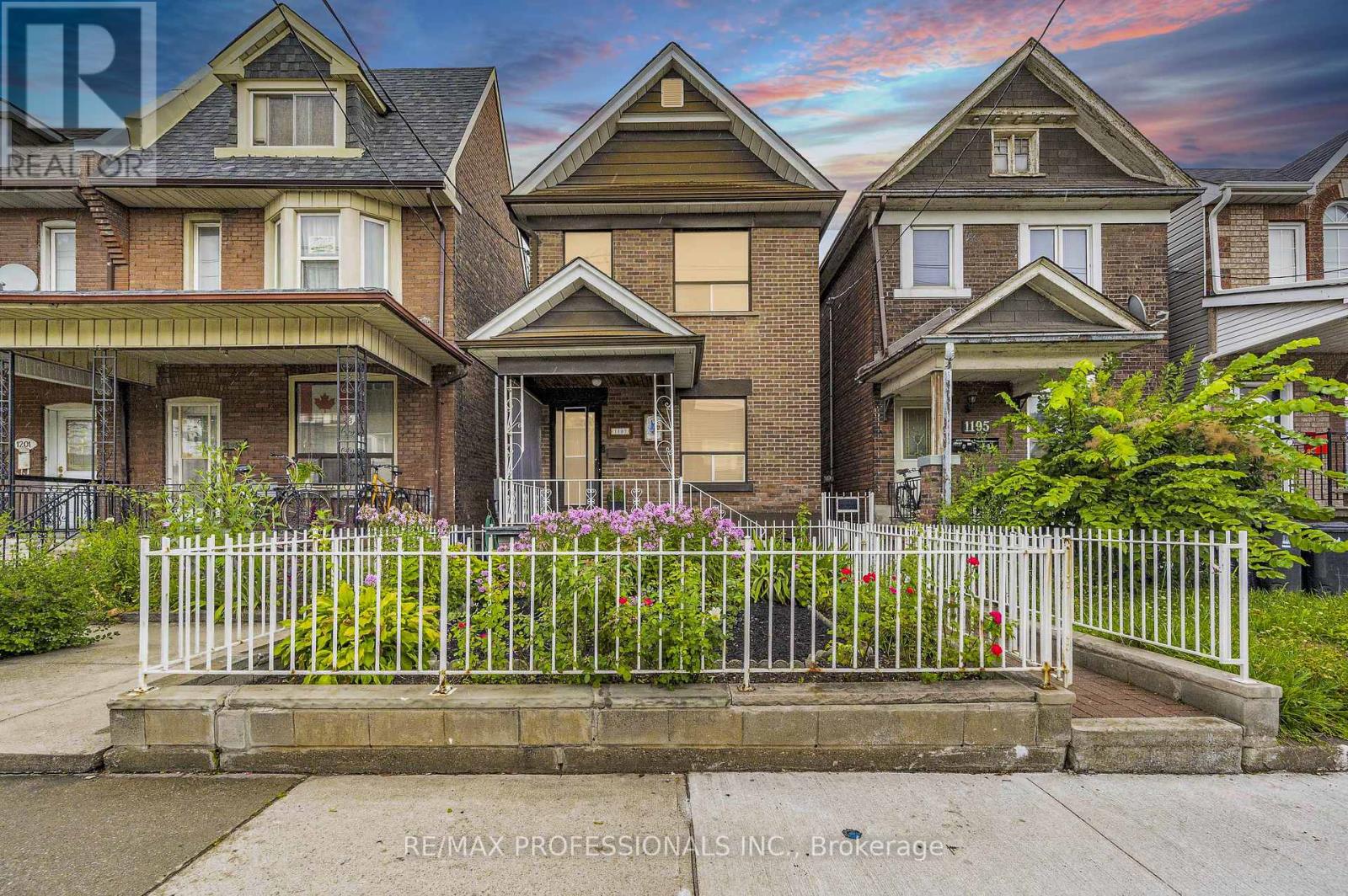1197 Dufferin St, Toronto, ON M6H 4B7