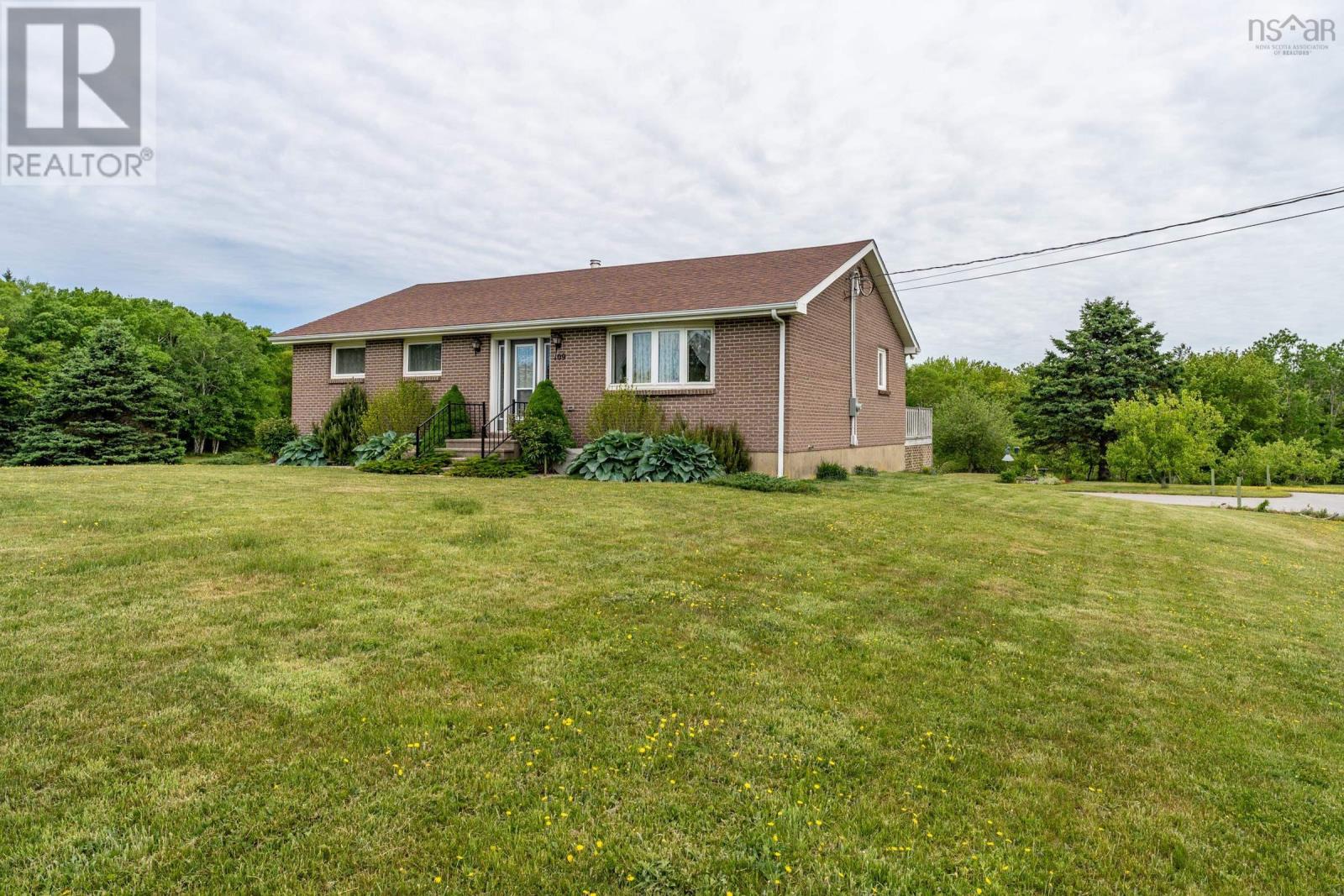 109 Maillett Rd, Meteghan River, NS B0W 2L0 MLS 202412533 Houseful