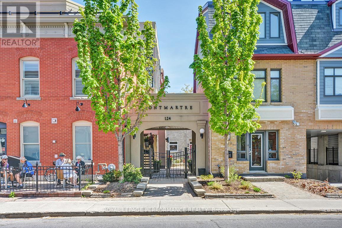 124 Guigues Avenue Ave #b204, Ottawa, ON K1N 5H7