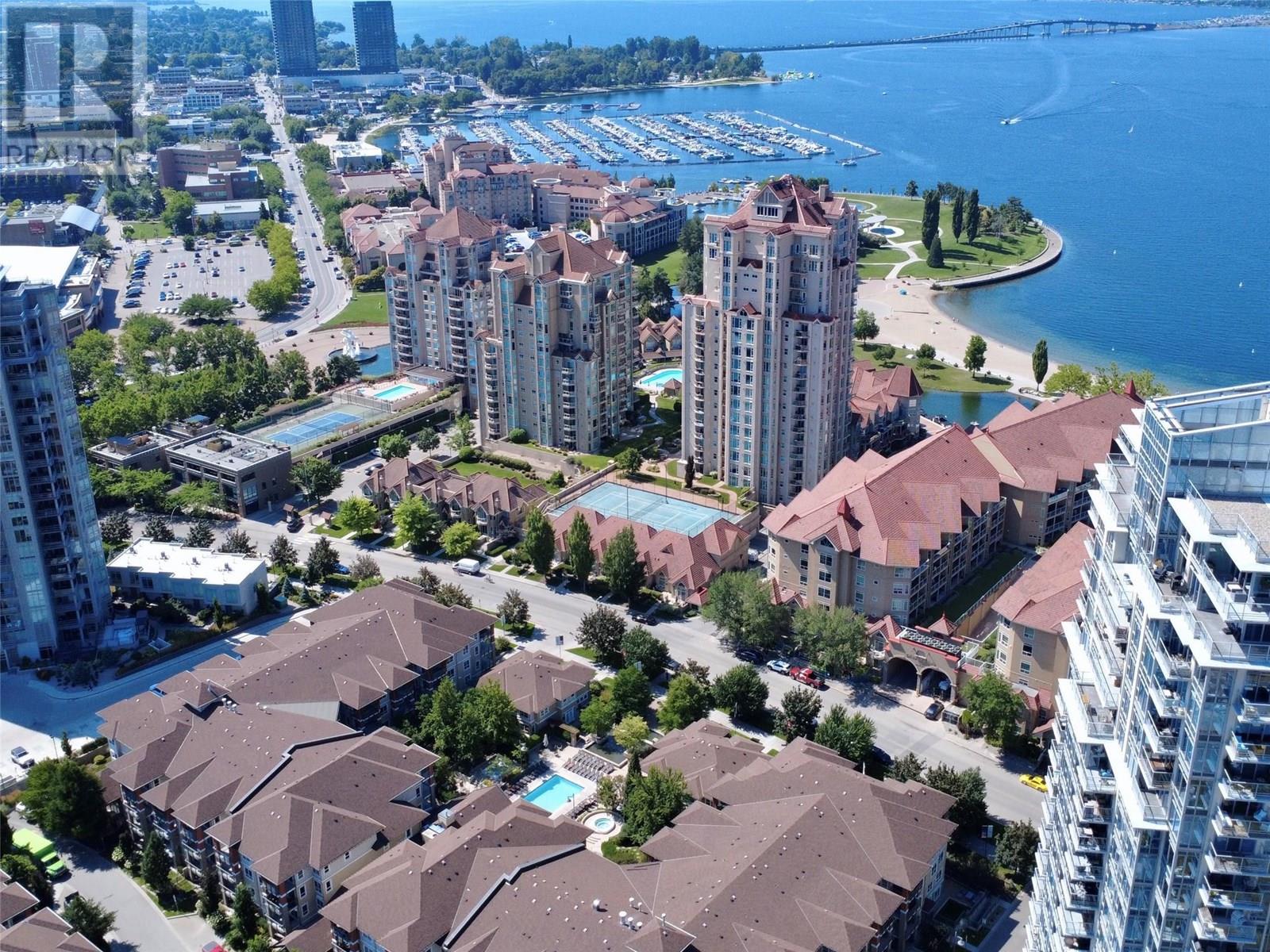 1099 Sunset Drive Unit 441, Kelowna, BC V1Y 9Z2