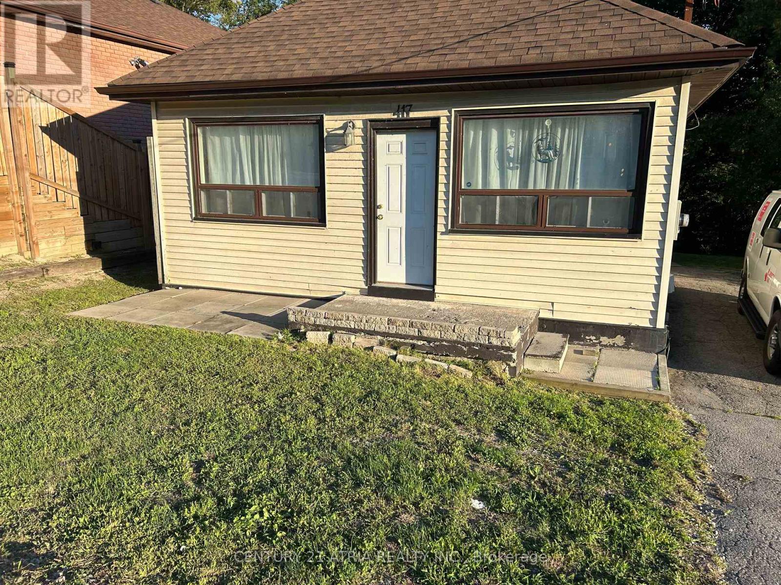 417 Bloor St E, Oshawa, ON L1H 3M9