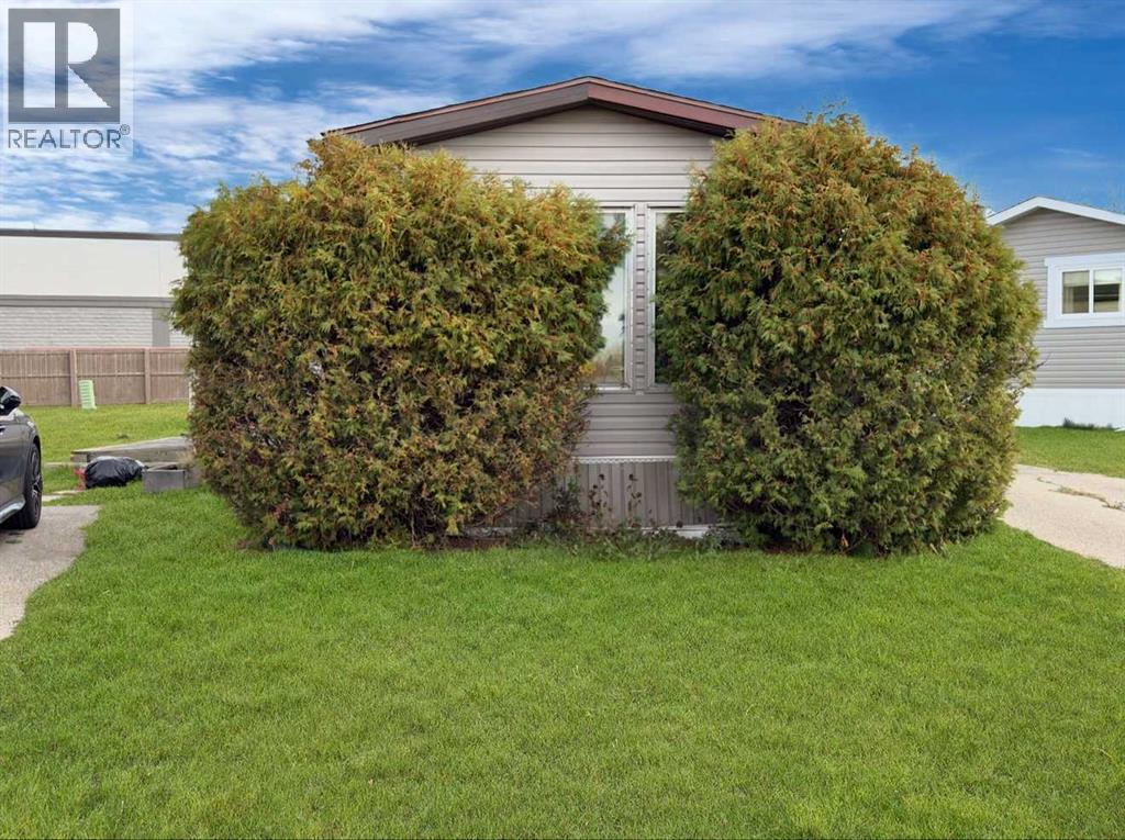 8060 100 Street Unit 132, Grande Prairie, AB T8V 2N9