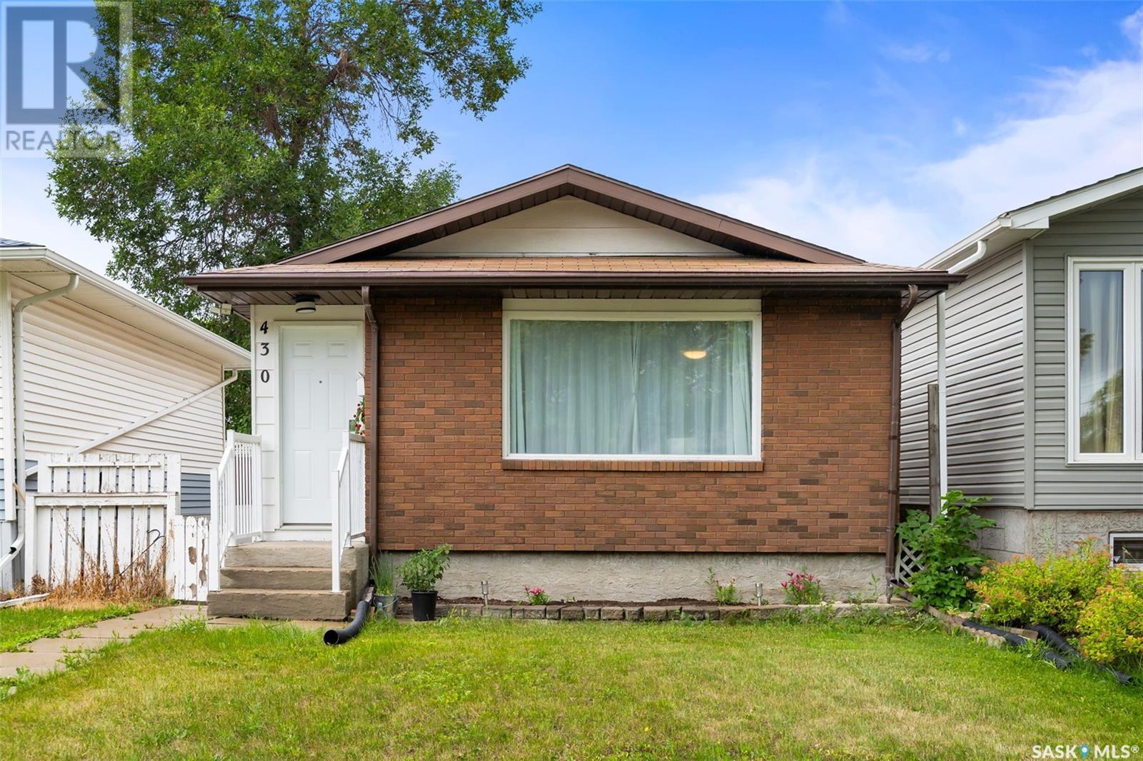430 St John St, Regina, SK S4R 1R3