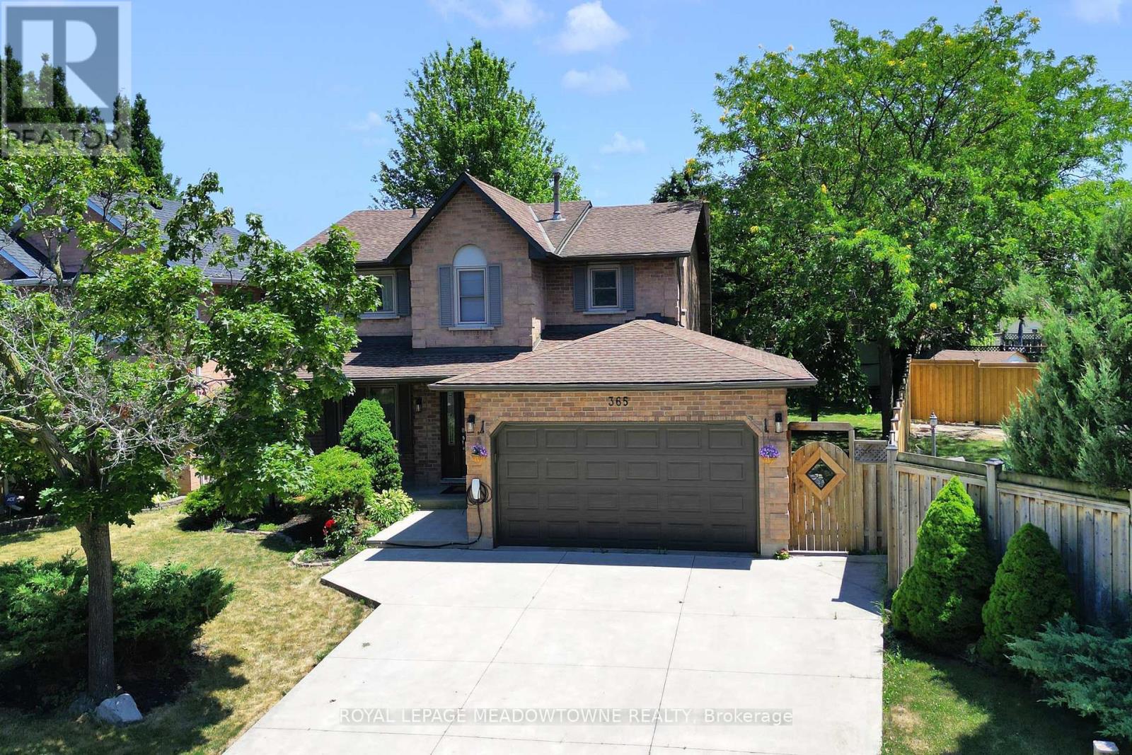 365 Celtic Dr, Hamilton, ON L8E 4N1