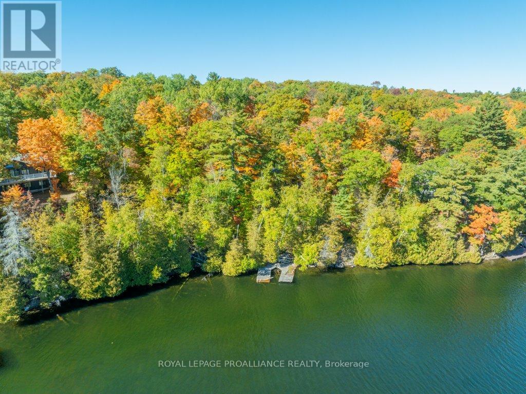 1042 E Flieler Ln, North Frontenac, ON K0H 1K0