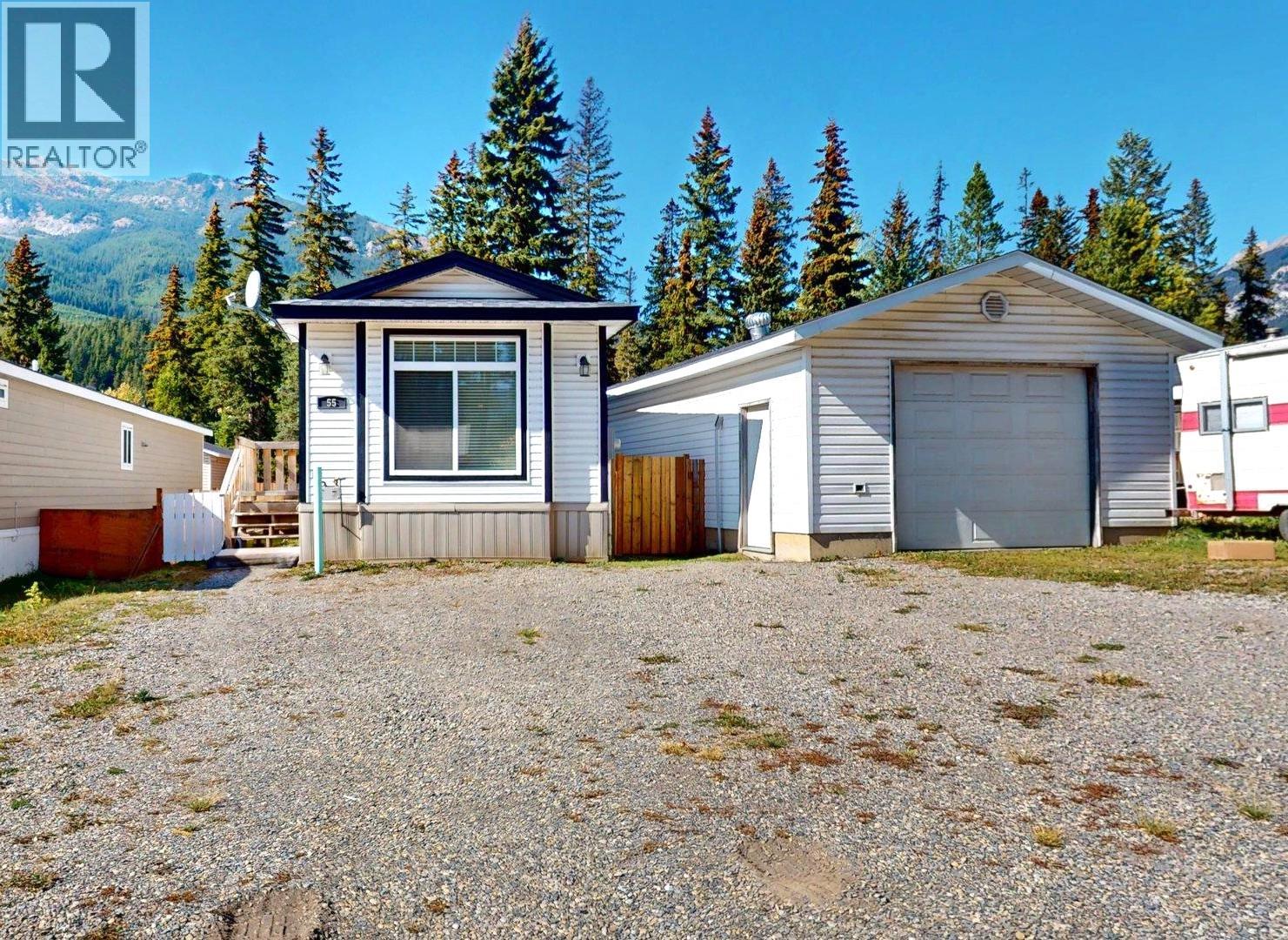 55 Chimo Cres, Elkford, BC V0B 1H0