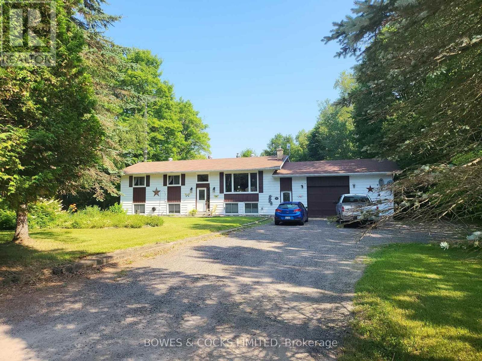 109 Quarry Rd, Bancroft, ON K0L 1C0