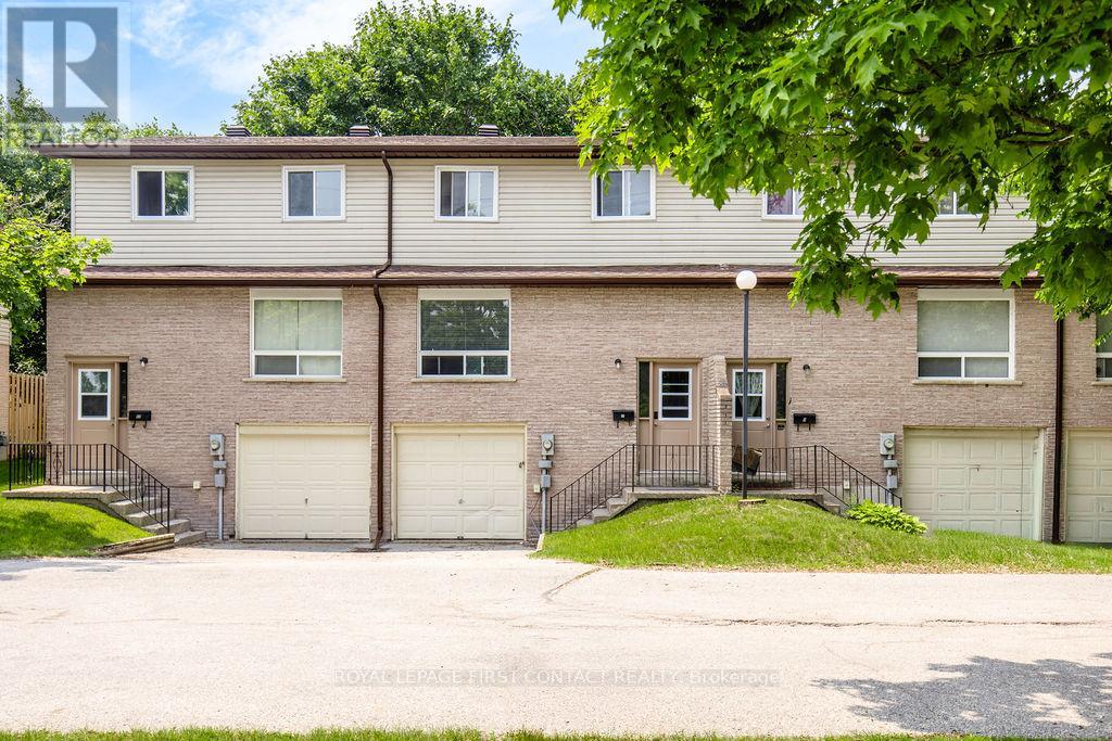 10 1095 Mississaga St W, Orillia, ON L3V 6W7