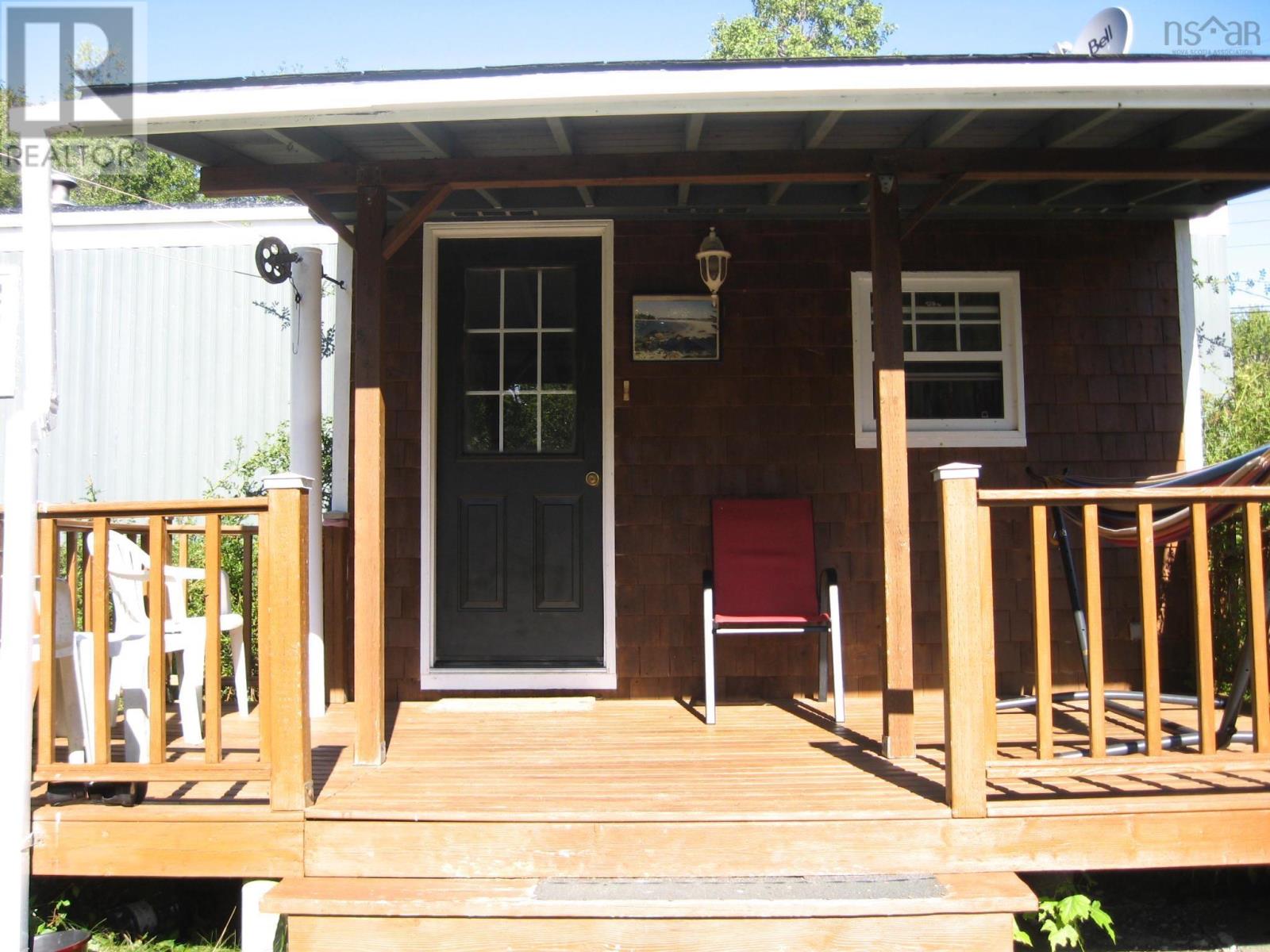 22 M Smith Rd, White Point, NS B0T 1K0