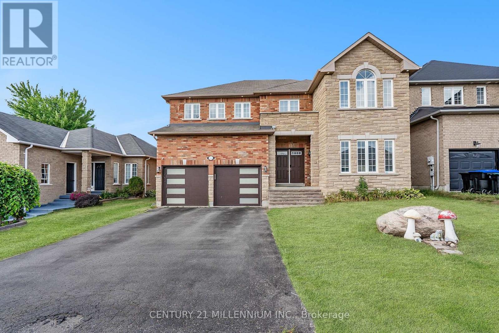 1964 Jans Blvd, Innisfil, ON L9S 4Z7
