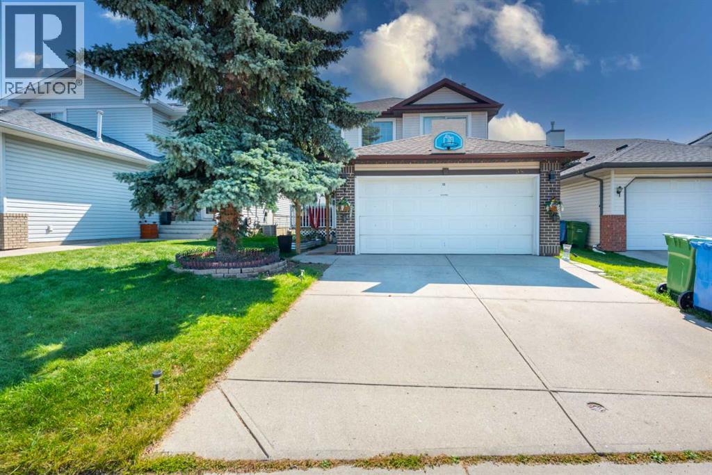 58 Citadel Crest Cir NW, Calgary, AB T3G 4G2