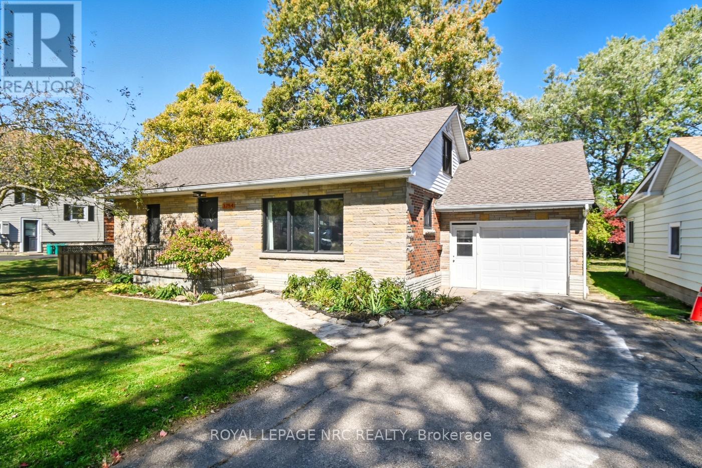 3754 Highland Dr, Fort Erie, ON L0S 1N0