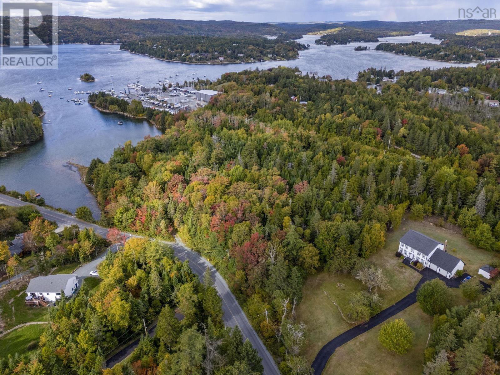 2 Longards Rd, Tantallon, NS B3Z 2R5