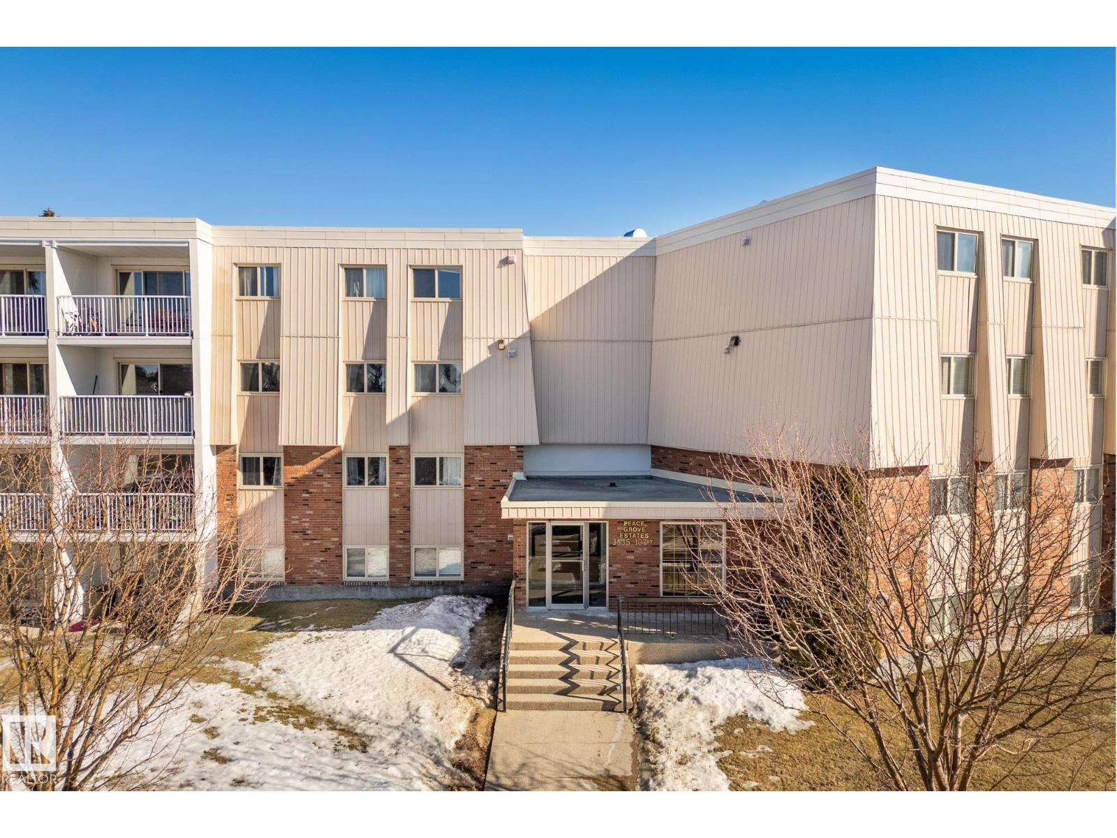 3835 107 Street Northwest #402, Edmonton, AB T6N 2N7