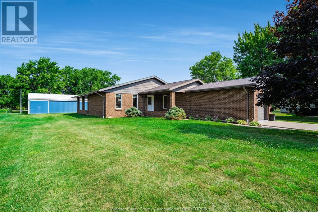 1 Circle Dr, Chatham-Kent, ON N0P 1W0