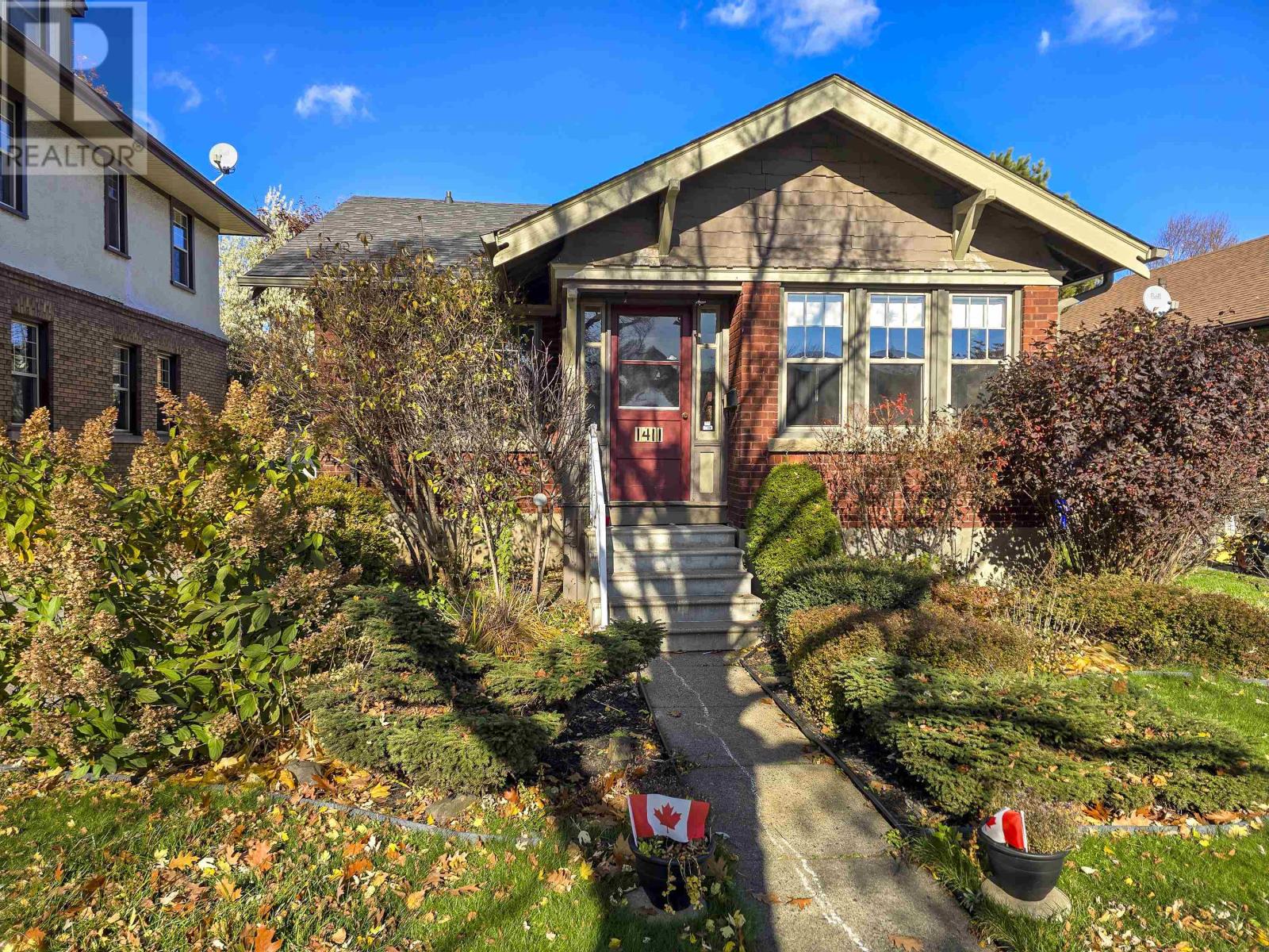 1411 Mcgregor Ave, Thunder Bay, ON P7E 5E7