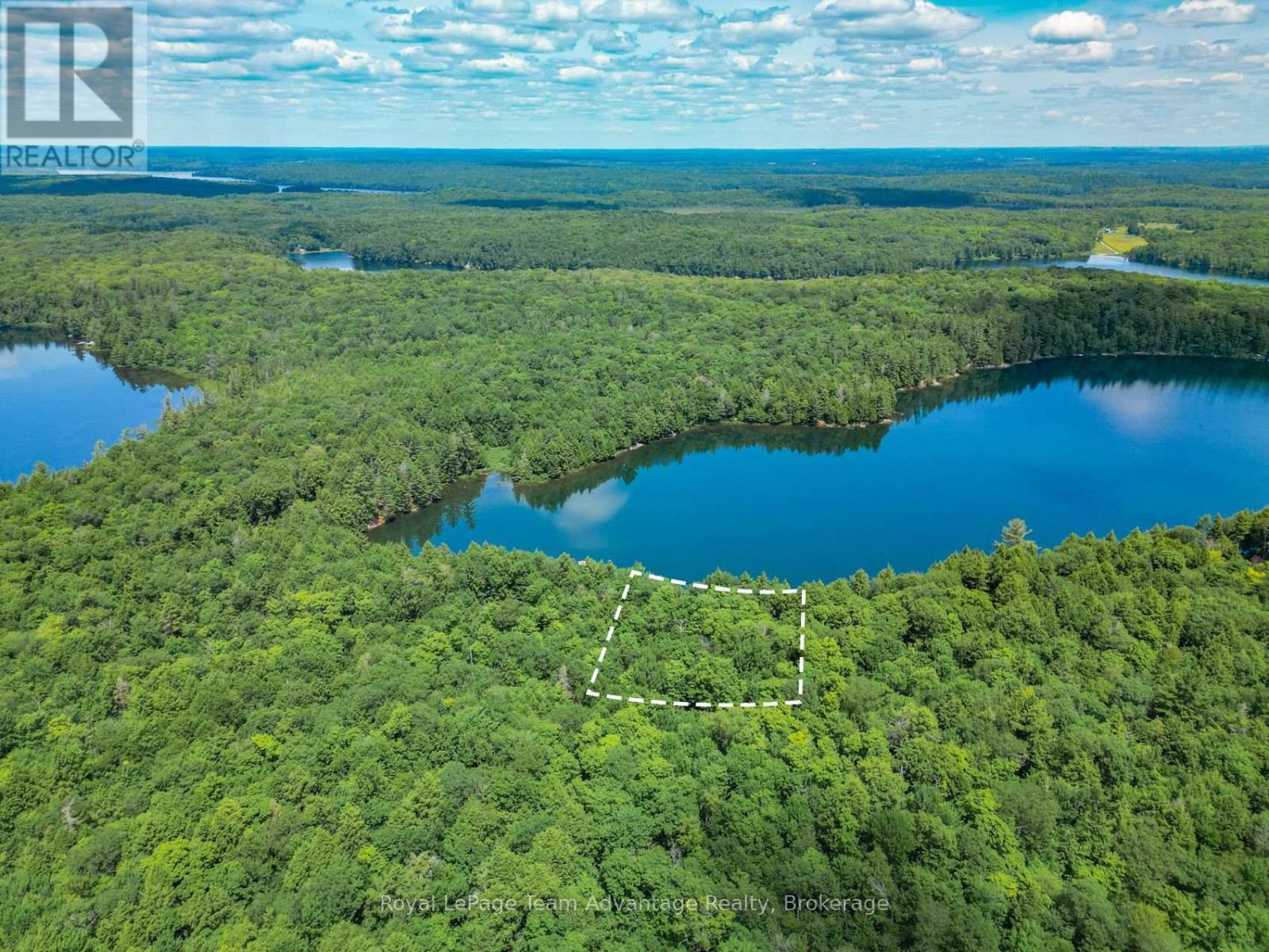 186 Silver Lake Rd E, Magnetawan Spence, ON P0A 1P0