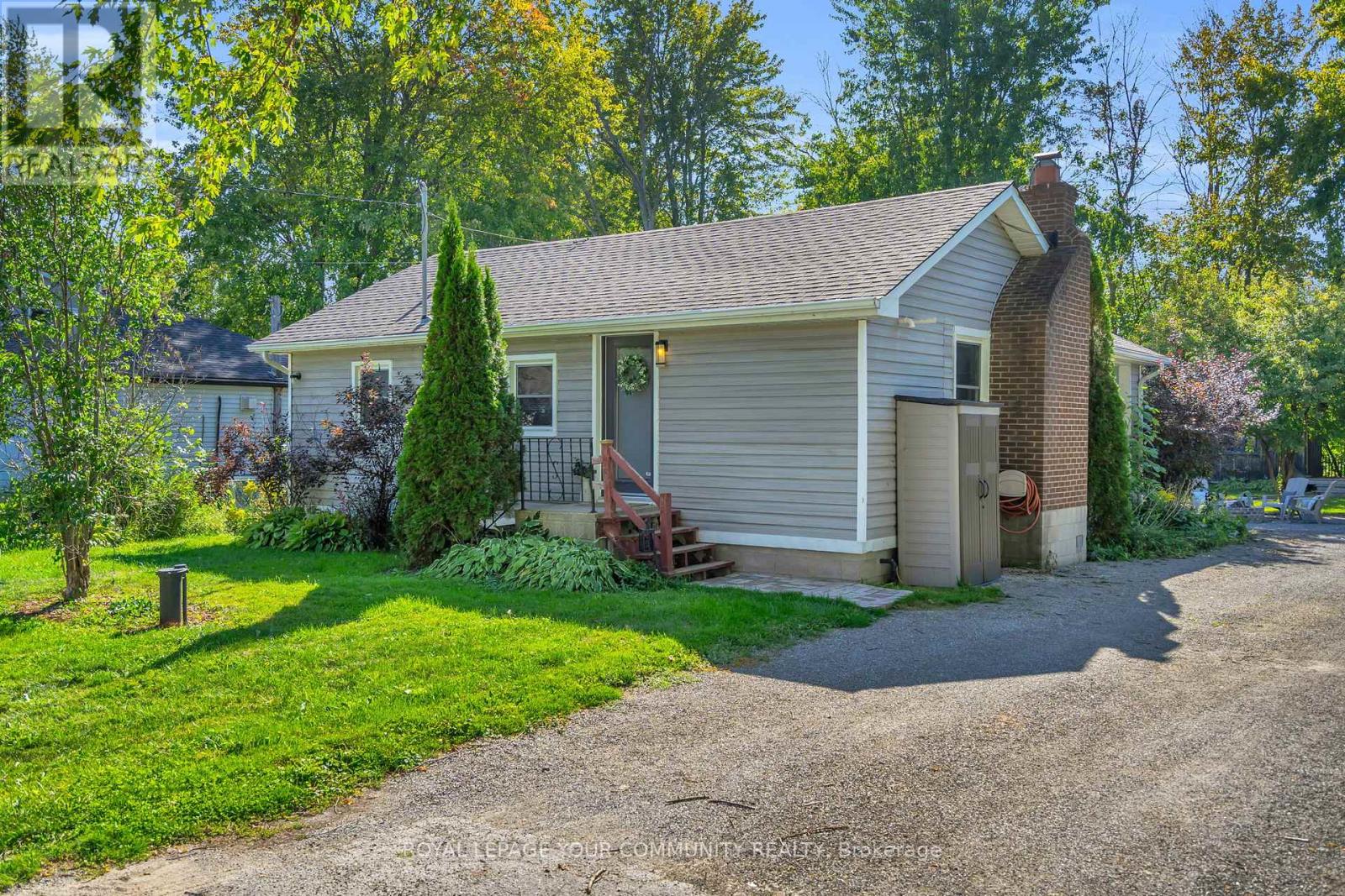 130 Woodfield Dr, Georgina, ON L0E 1N0