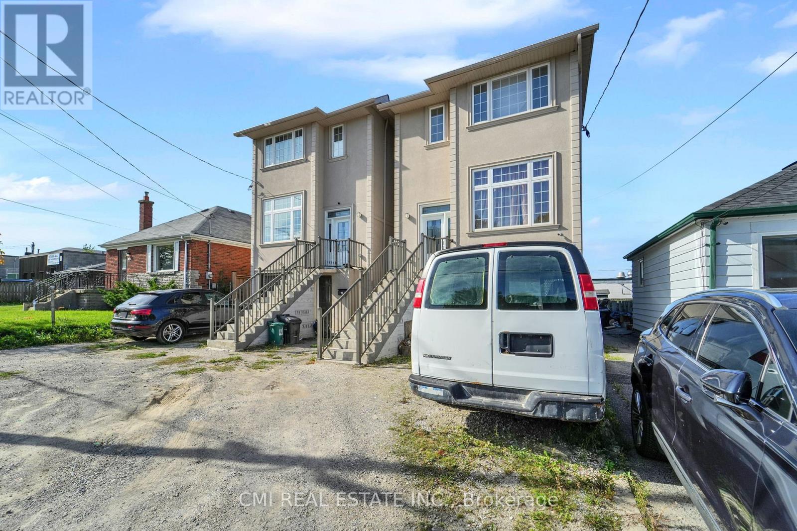 22 Jeavons Ave, Toronto, ON M1K 1S8
