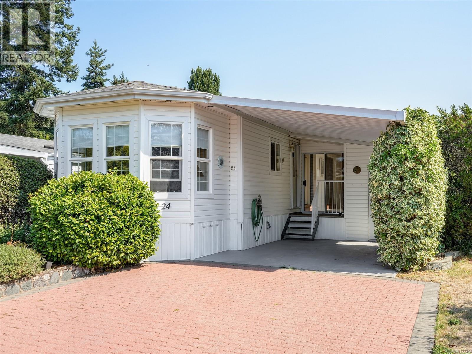 7401 Central Saanich Rd Unit 24 Rd, Central Saanich, BC V8M 2B5