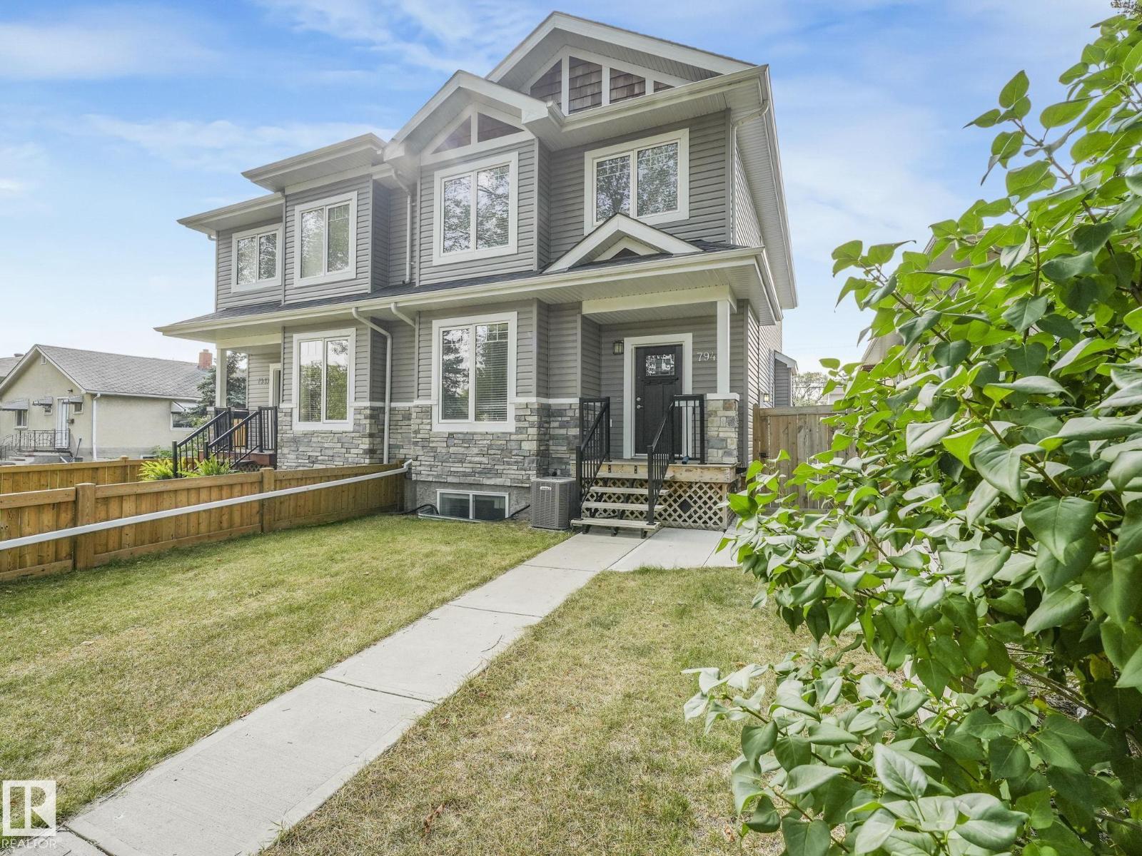 83 Av Nw Unit 7941, Edmonton, AB T6C 1A5