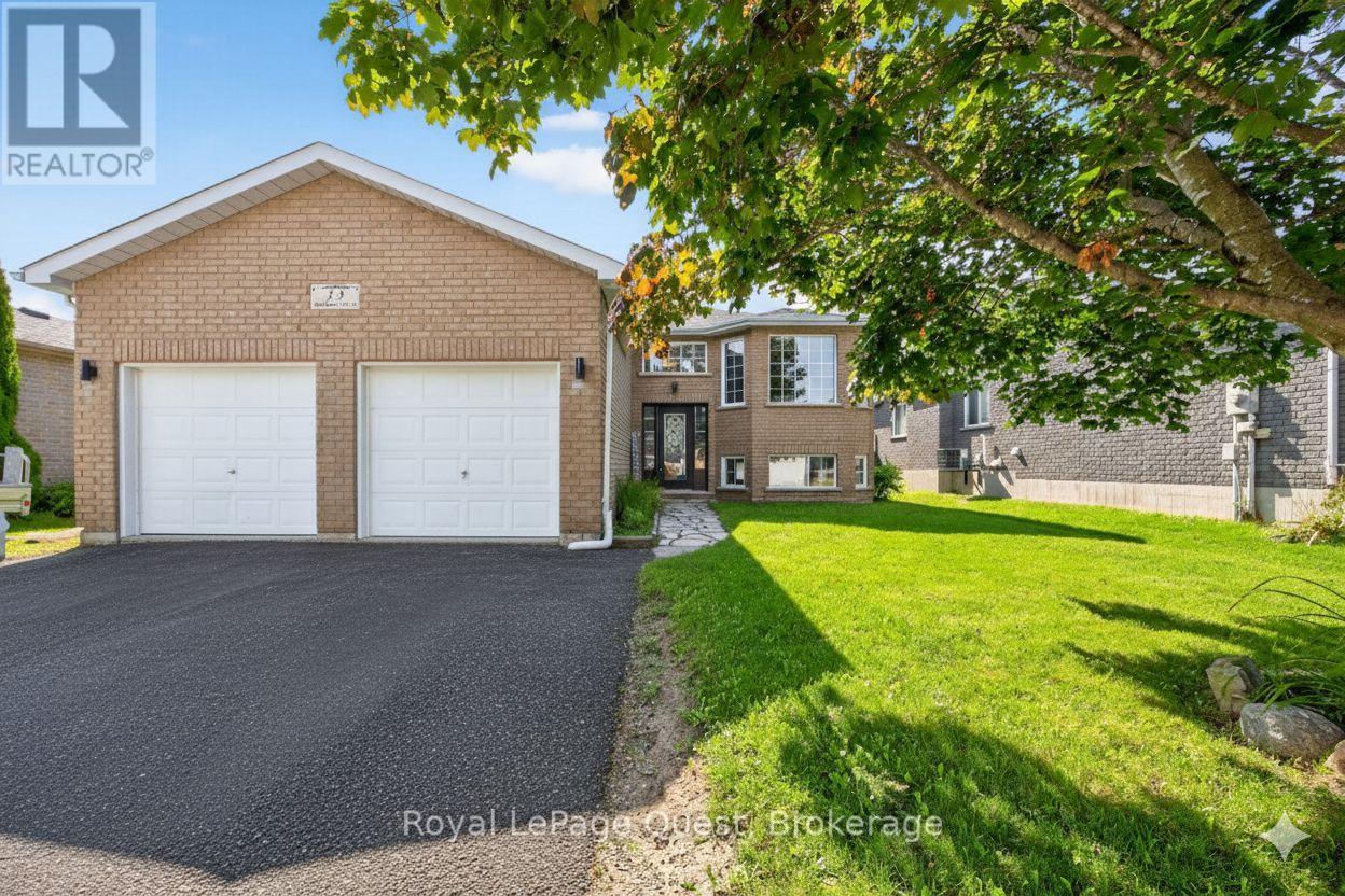 13 Graham St, Springwater, ON L0L 1P0