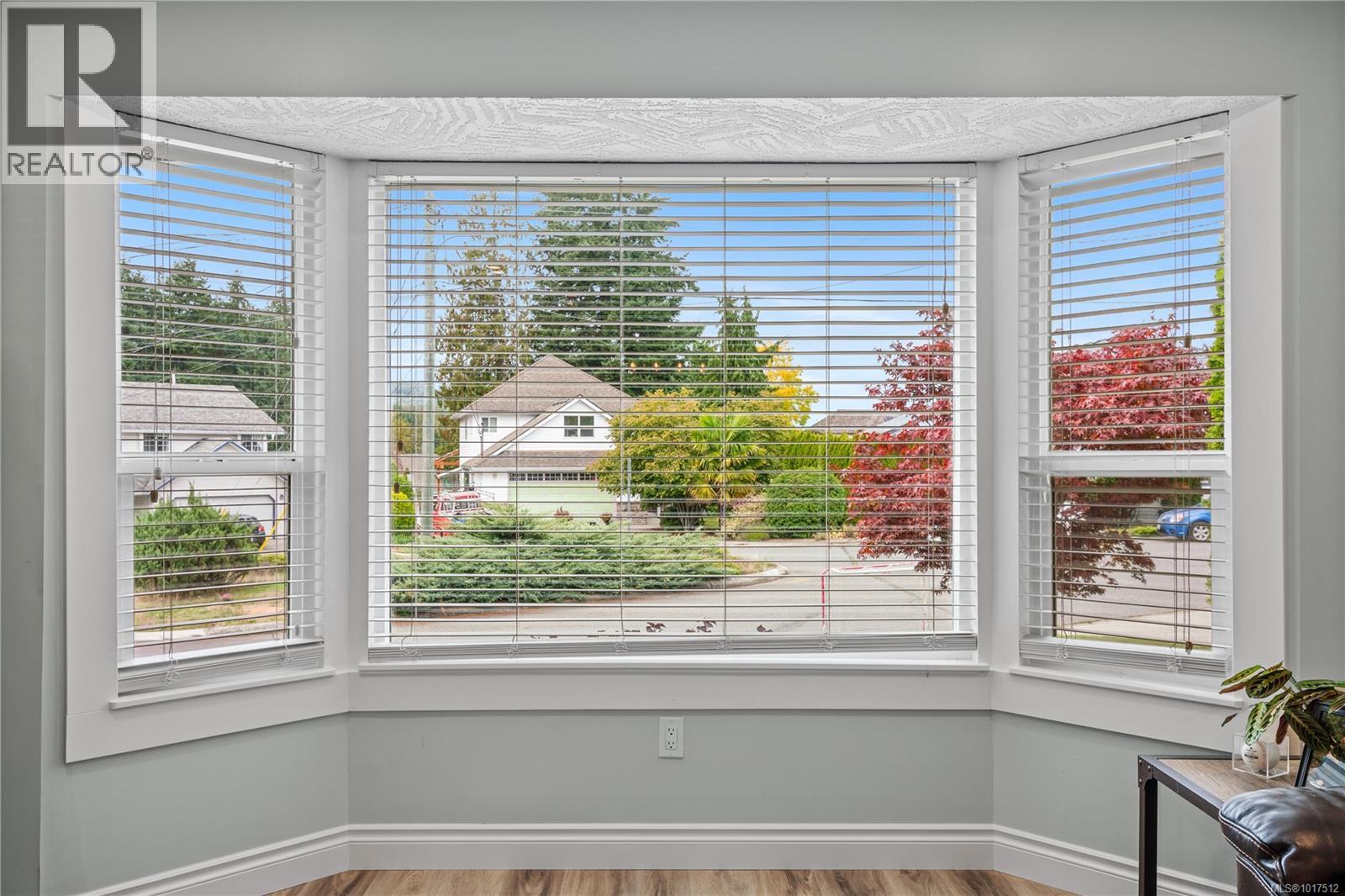 753 De Frane Crt Ct, Ladysmith, BC V9G 1P1