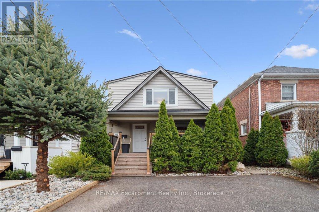 152 York St, St. Catharines, ON L2R 6E7
