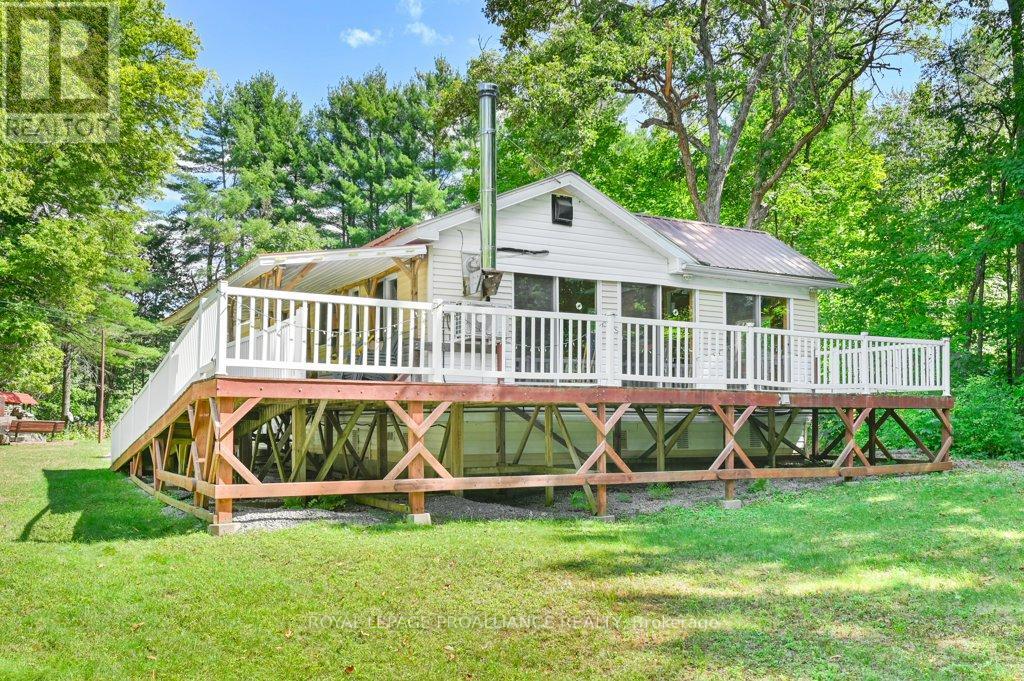 174 Cottage Ln, Tweed, ON K0K 3J0