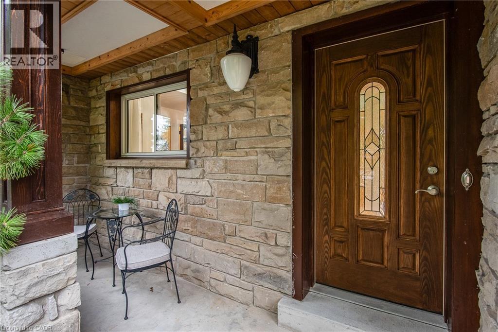 74 Mitchell St, North Dumfries, ON N0B 1E0