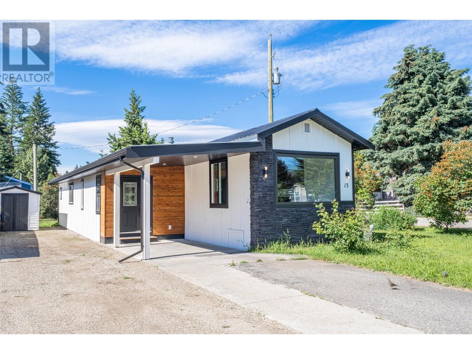 715 Beaver Lake Road Unit 13, Lake Country, BC V4V 1Z1