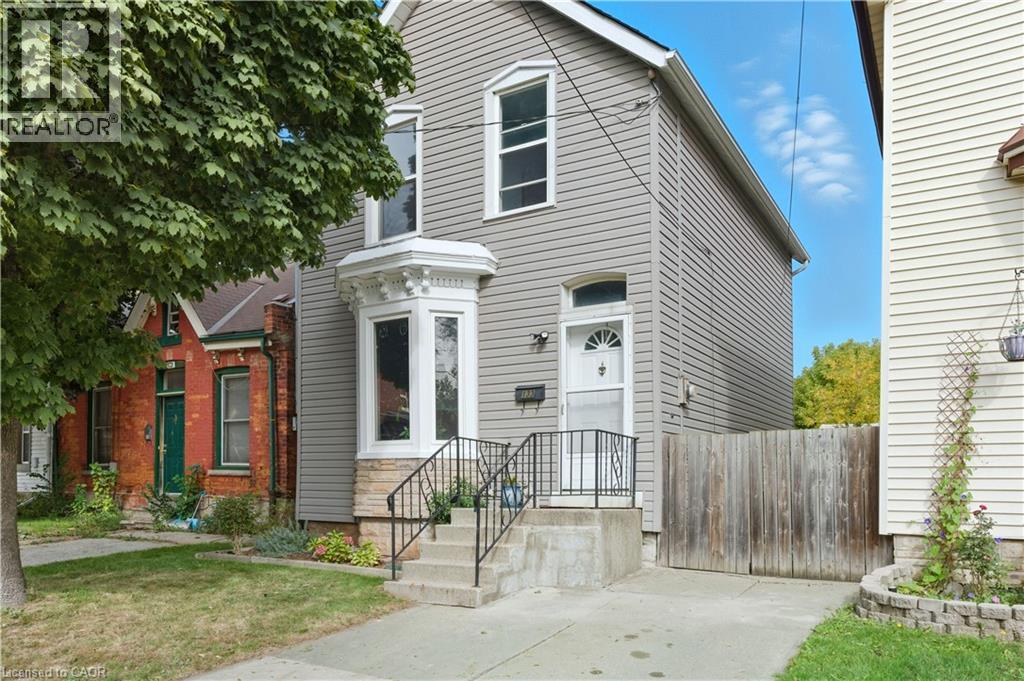 133 Birge St, Hamilton, ON L8L 3L6
