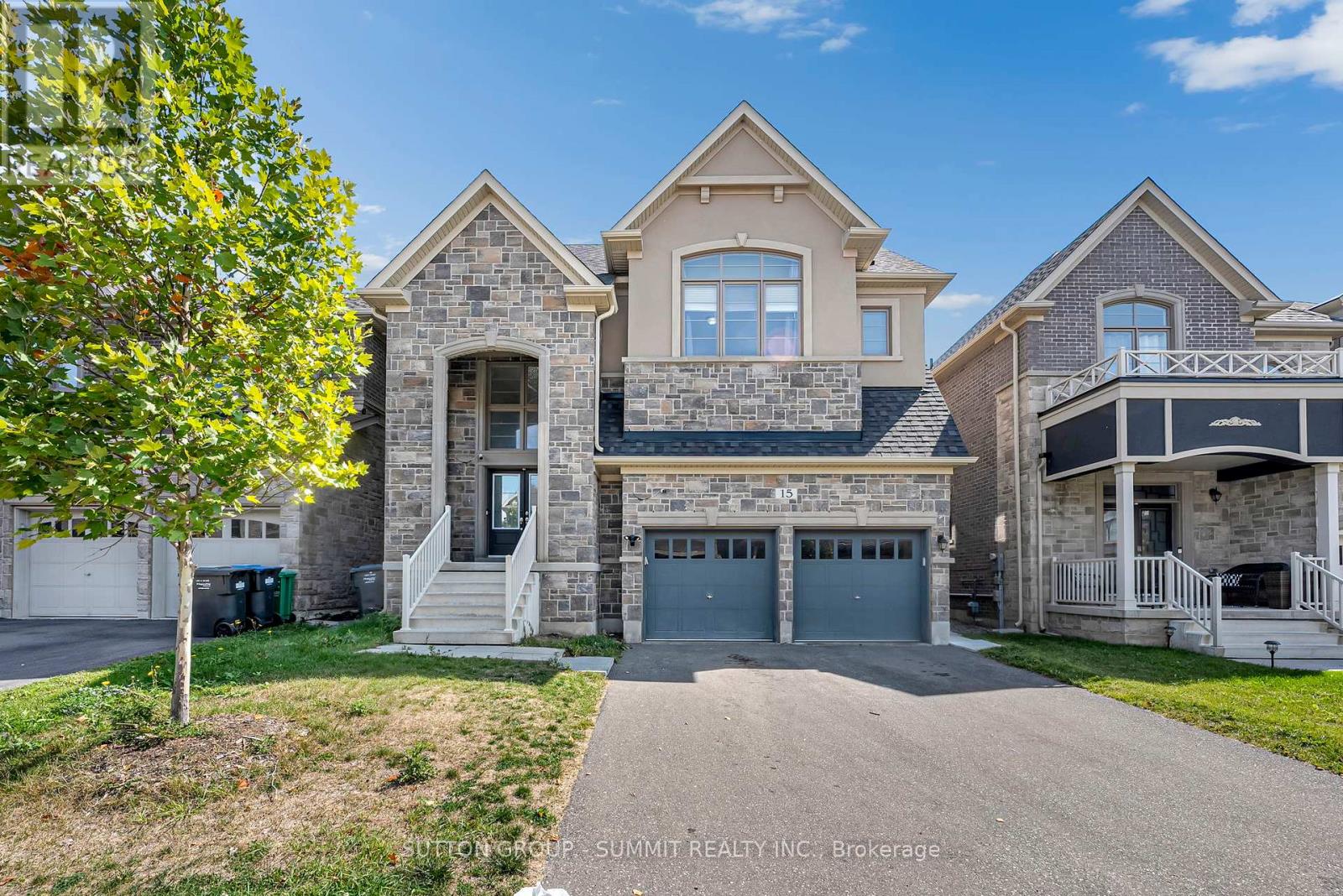 15 Rolling Rock Way, Brampton, ON L6Y 6H3