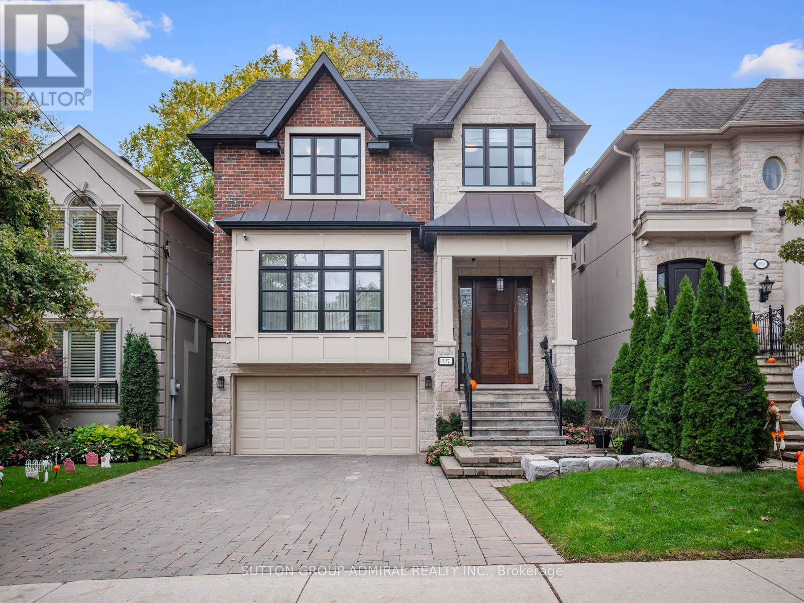 237 Joicey Blvd, Toronto, ON M5M 2V6