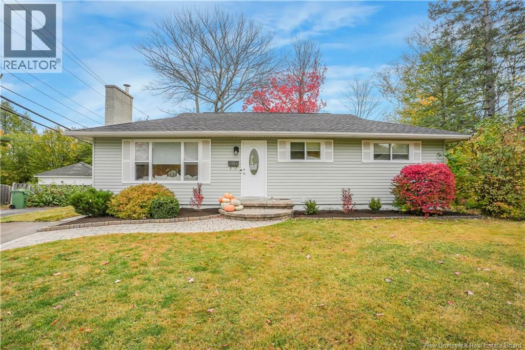 69 Manchester Ct, Fredericton, NB E3B 4P2