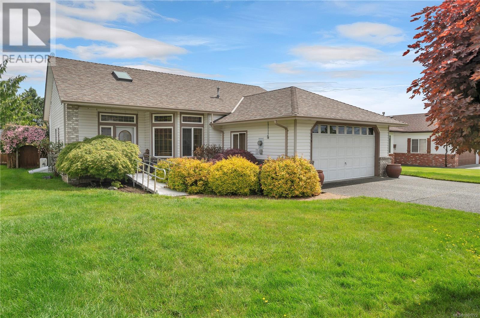 678 Baker Pl, Campbell River, BC V9H 1S8