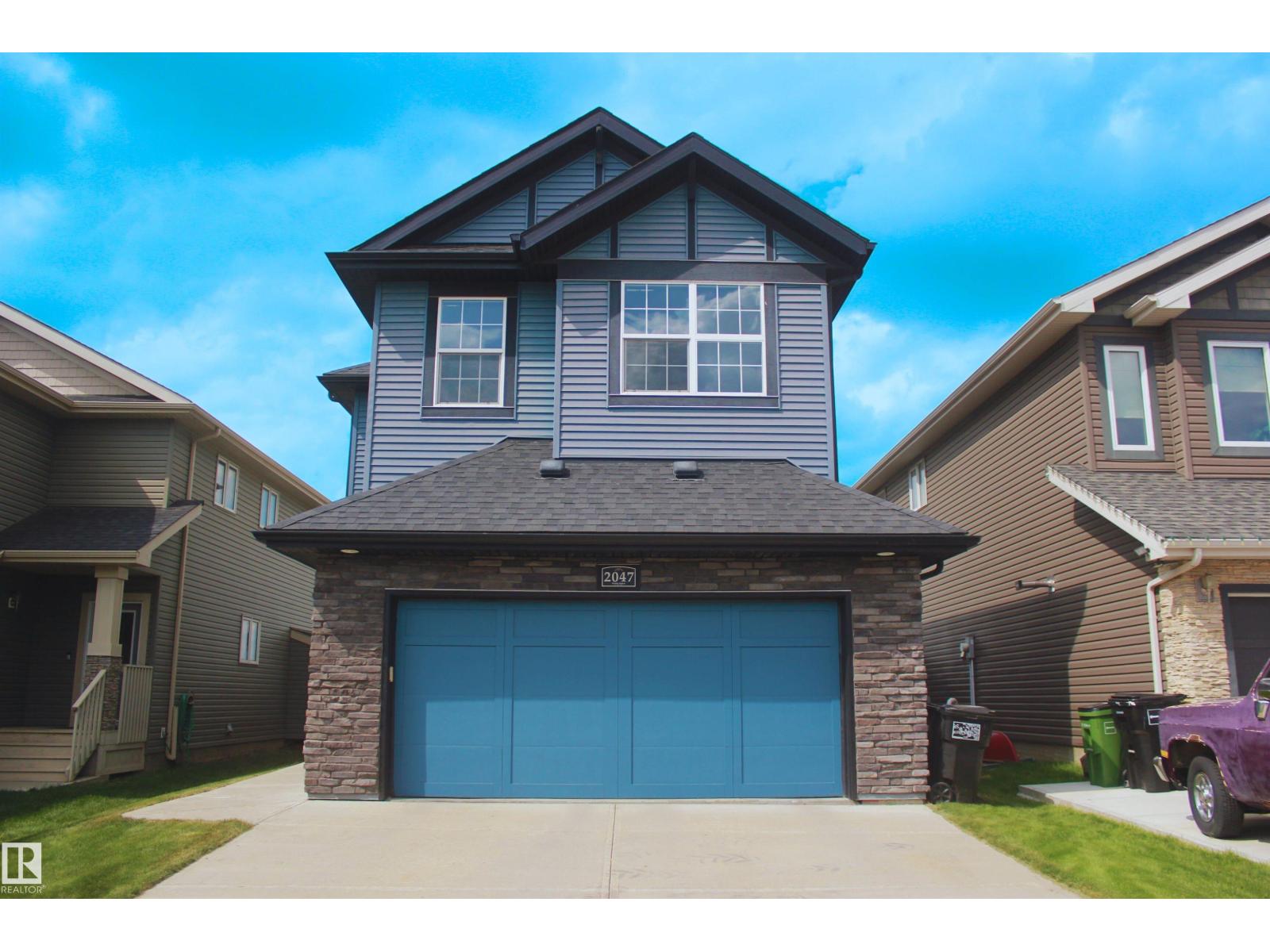 2047 Redtail Cm NW, Edmonton, AB T5S 0H3
