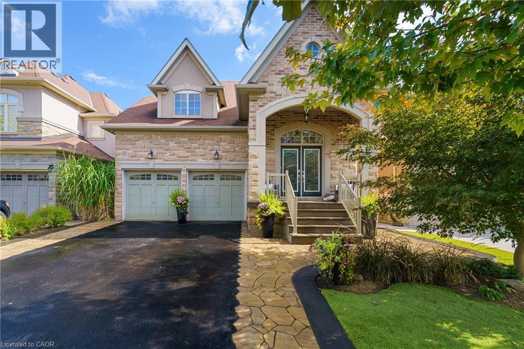 21 Shade Forest Trl, Hamilton, ON L9B 0E5