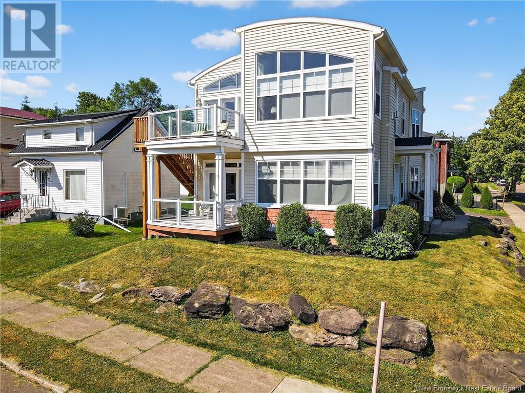 94 Newton Unit B, Moncton, NB E1E 3A4