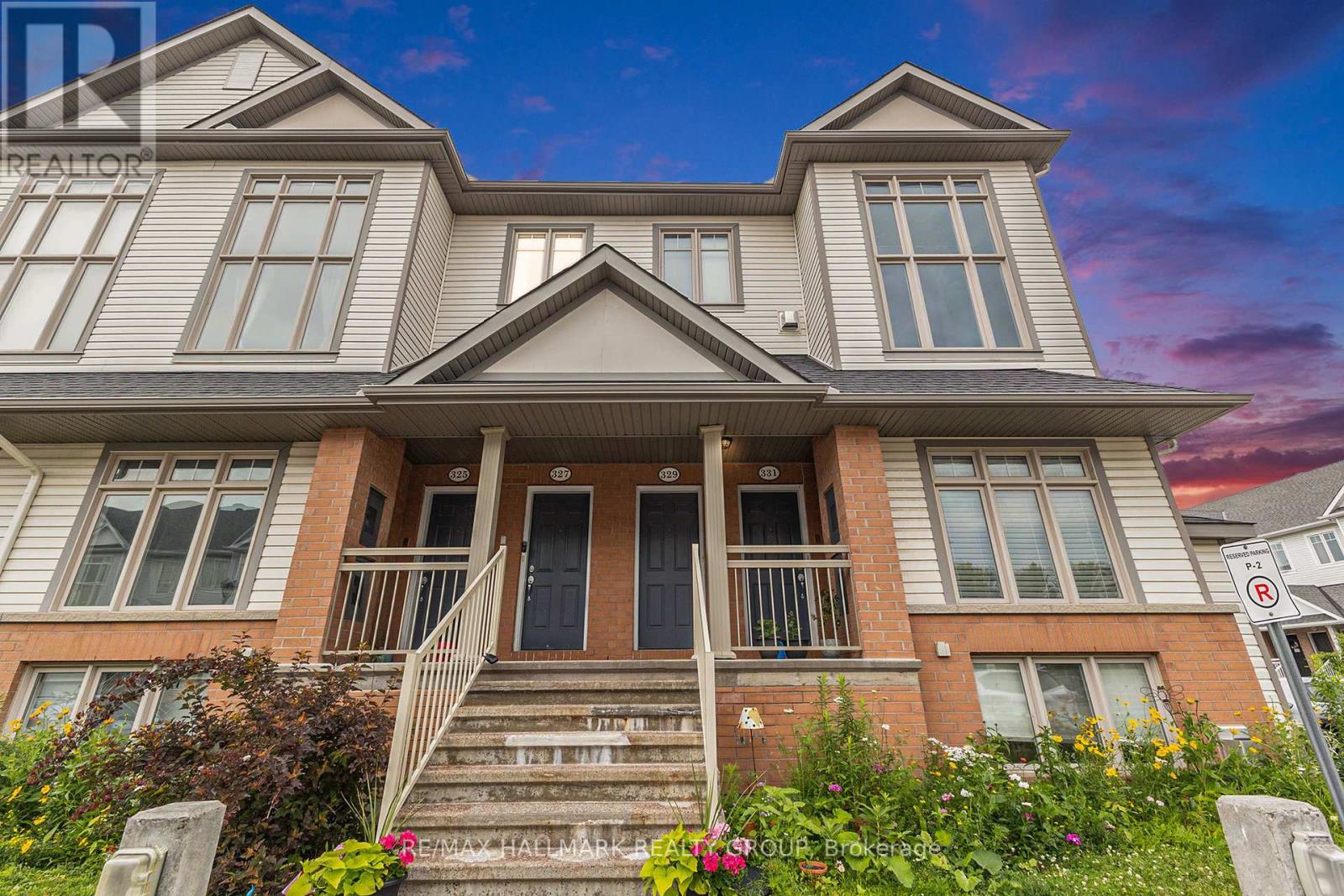 327 Galston Private, Ottawa, ON K4B 1H9