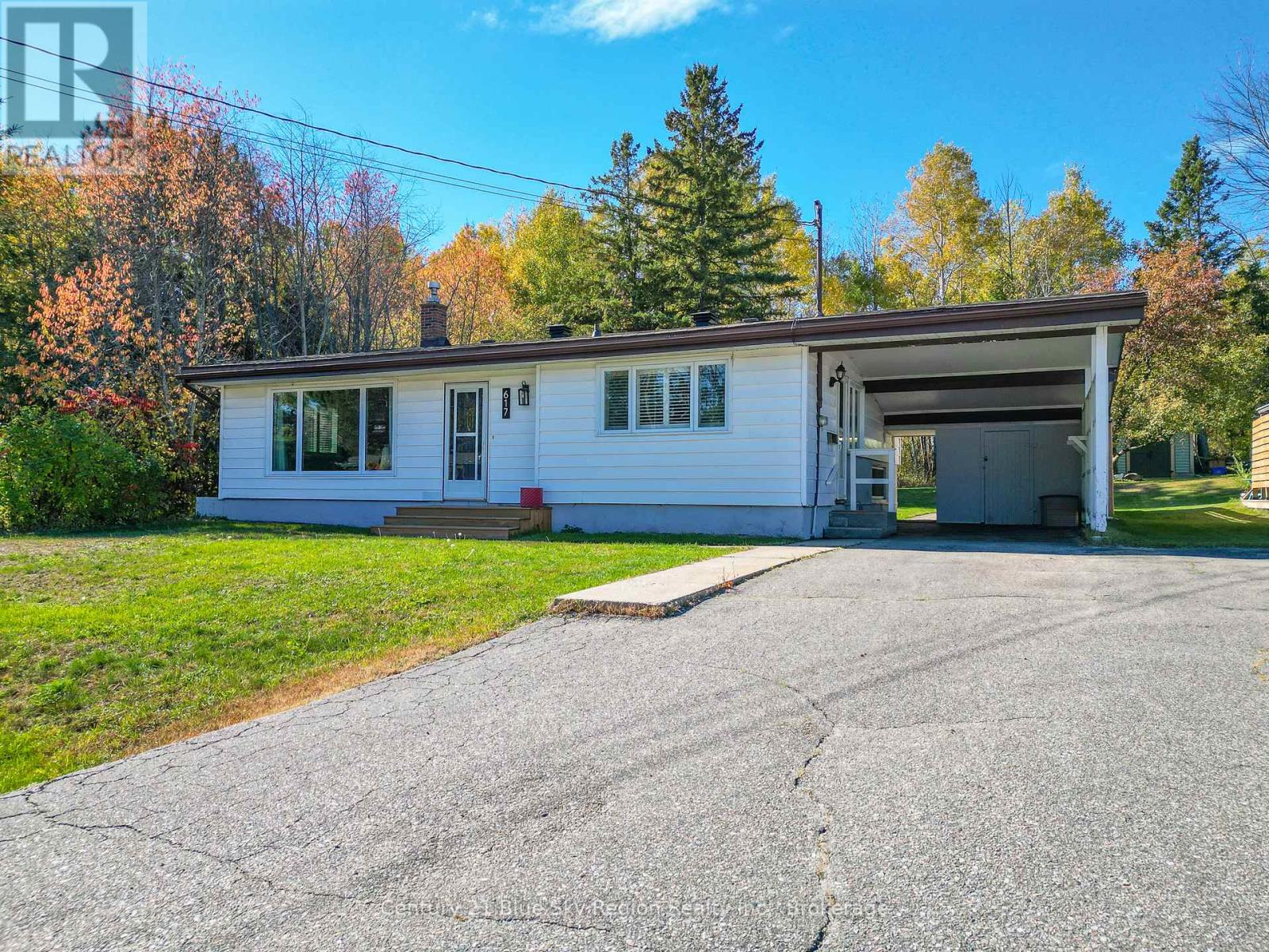617 Laurentian Ave, North Bay, ON P1B 7T8