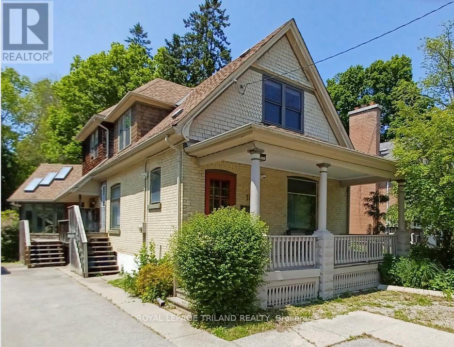 16 Woodward Ave, London, ON N6H 2G7