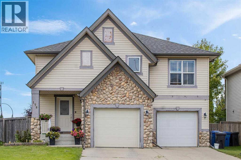 178 Invermere Dr, Chestermere, AB T1X 1M8